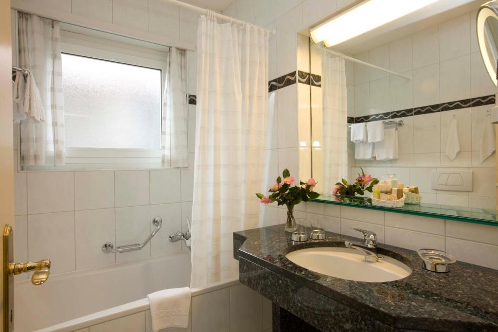 אסקונה Romantik Hotel Castello Seeschloss חדר תמונה
